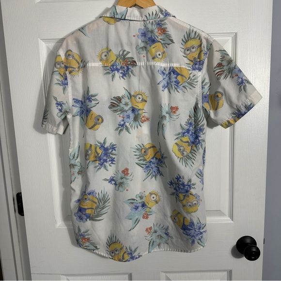 Despicable Me Minions Hawaiian button down shirt, size M (38-40) - Picture 8 of 10